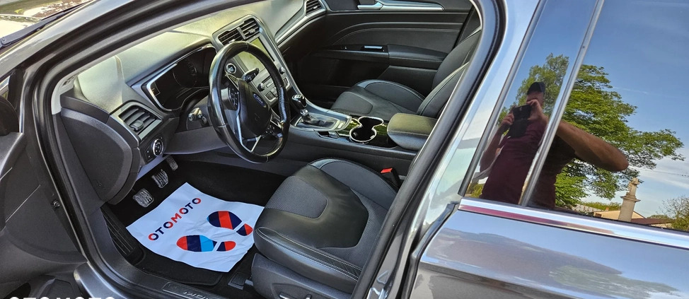 Ford Mondeo cena 47900 przebieg: 203500, rok produkcji 2016 z Chojnów małe 326